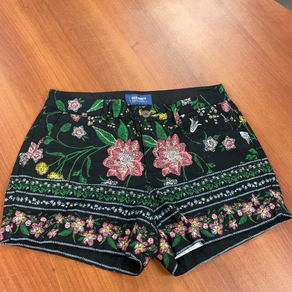 Old Navy shorts